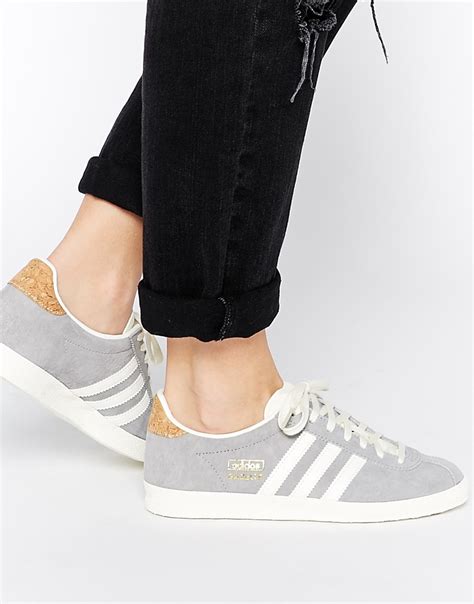 adidas originals gazelle women's grey.